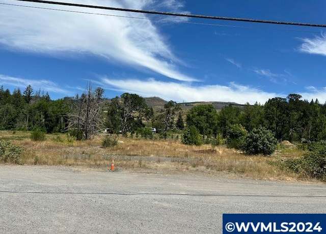 Property at 212 N Santiam Hwy E, Gates, OR 97346