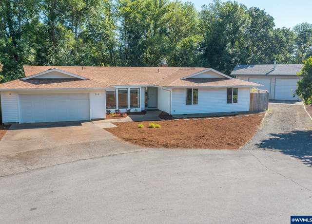 Property at 715 NW James Pl, Corvallis, OR 97330, 3 beds, 2 baths