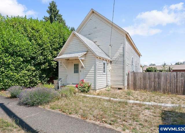 Property at 38835 N Main St, Scio, OR 97374, 1 bed, 1.5 baths