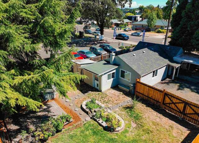 Property at 1909 College St, Philomath, OR 97370, 2 beds, 1 bath