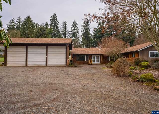 Property at 1039 70th Ave, Salem, OR 97317, 5 beds, 3.5 baths