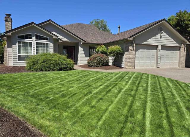 Property at 6047 Hogan Dr N, Keizer, OR 97303, 3 beds, 2.5 baths