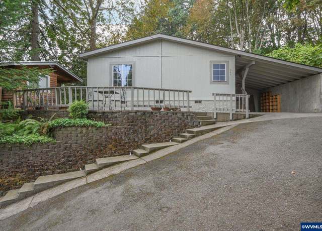 Property at 249 Stoneway Dr NW, Salem, OR 97304, 4 beds, 2 baths