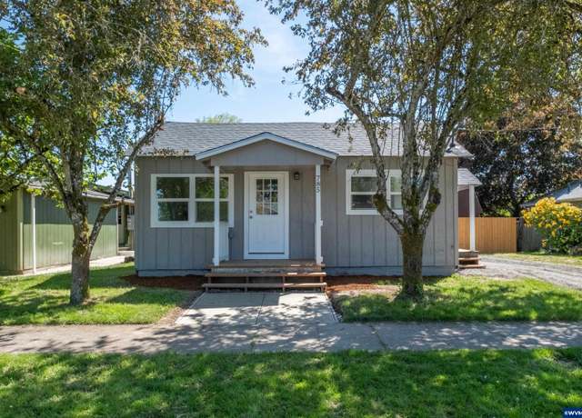 Property at 785 F St, Independence, OR 97351, 3 beds, 1 bath