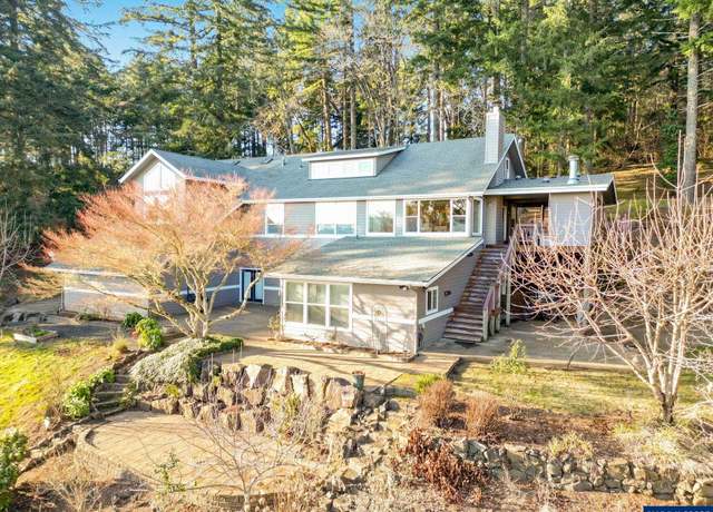 Property at 25041 Llewellyn Rd, Corvallis, OR 97333, 5 beds, 3 baths
