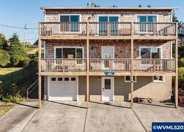 Property at 3116 NW Oar Dr, Lincoln City, OR 97367, 3 beds, 3 baths
