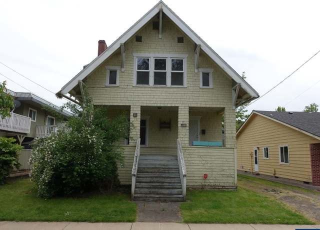 Property at 1596 Chemeketa St NE, Salem, OR 97301, 3 beds, 1 bath