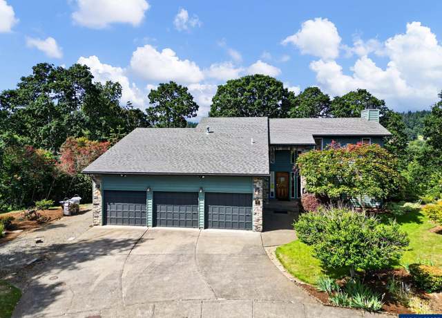 Property at 5295 Ponderosa Dr S, Salem, OR 97302, 4 beds, 3.5 baths
