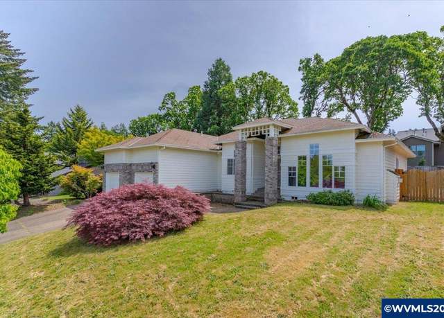 Property at 1689 Cinnamon Hl SE, Salem, OR 97306, 3 beds, 2 baths
