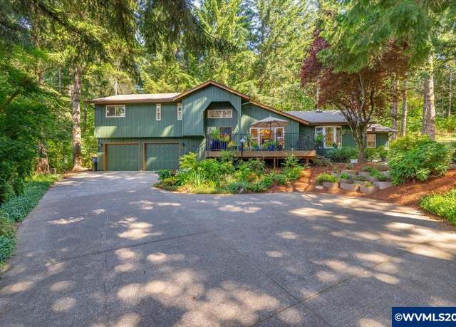 Property at 1547 Sky Ter SE, Salem, OR 97306, 3 beds, 2.5 baths