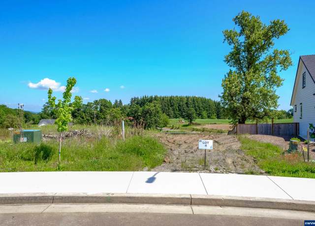 Property at 597 NE Evergreen Ave, Dallas, OR 97338