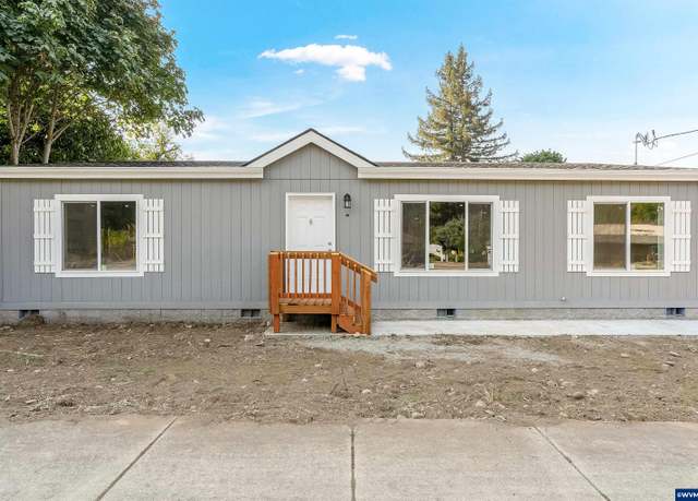Property at 849 NW Alder St, Mill City, OR 97360, 3 beds, 2 baths