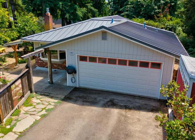 Property at 1378 SW Taylors Fry, Portland, OR 97219, 3 beds, 2 baths