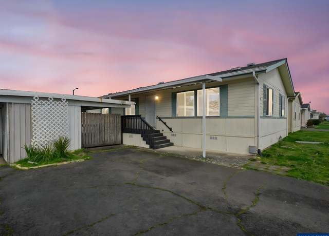 Property at 5422 NE Portland Rd #20, Salem, OR 97305, 2 beds, 2 baths