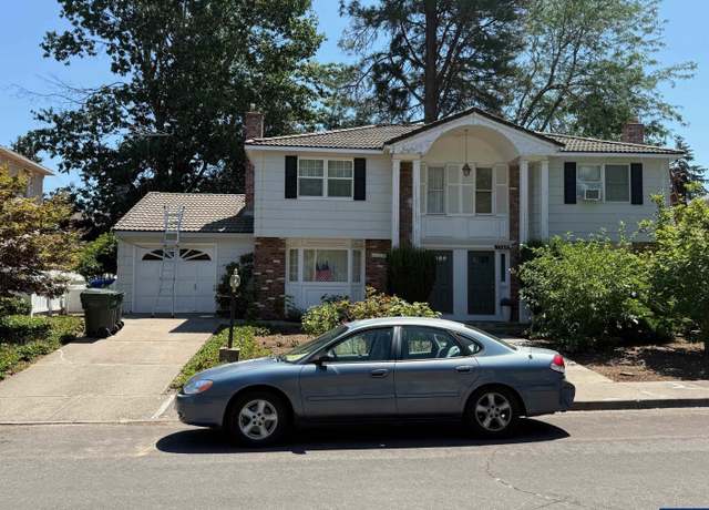 Property at 1360 - 1362 Westbrook Dr NW, Salem, OR 97304, 4 beds, 3 baths