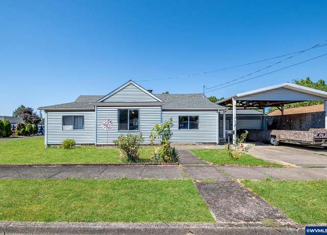 Property at 689 W Sherman St, Lebanon, OR 97355, 3 beds, 1.5 baths