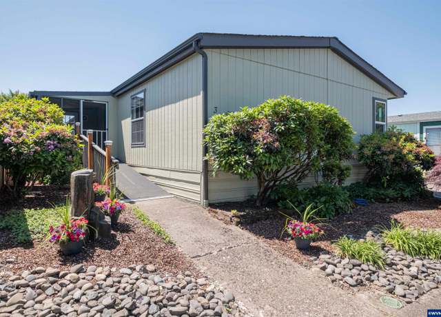 Property at 1500 Gabriela Ct NE #34, Salem, OR 97301, 3 beds, 2 baths