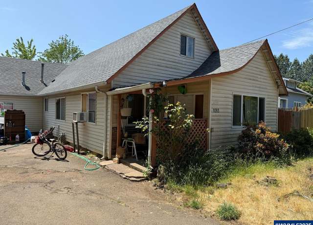 Property at 1083 W Ellendale Ave, Dallas, OR 97338, 5 beds, 2 baths
