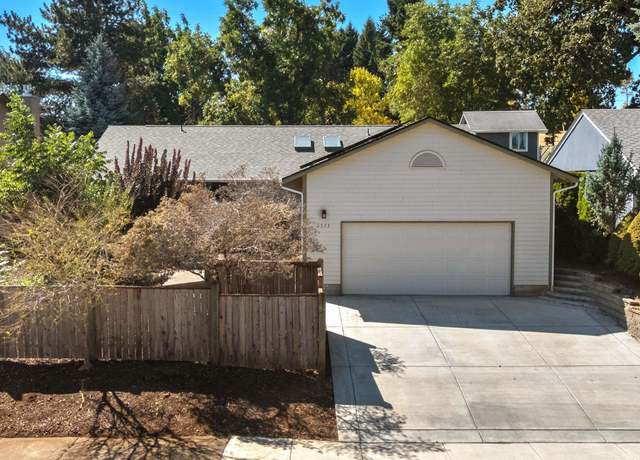 Property at 5573 Sugar Plum St SE, Salem, OR 97306, 3 beds, 2 baths