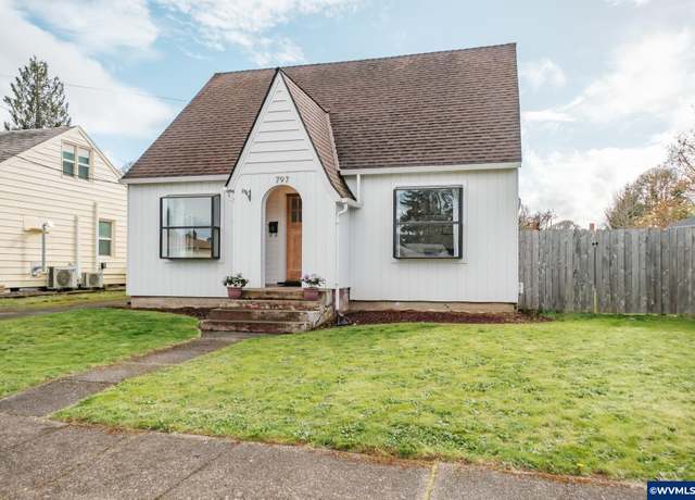Property at 797 SW Washington St, Dallas, OR 97338, 4 beds, 1 bath