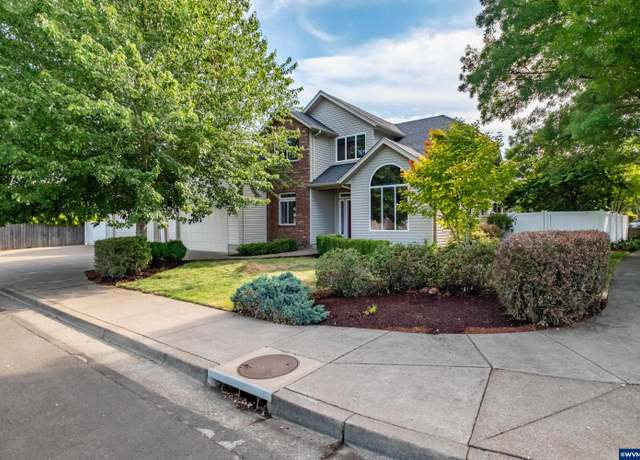 Property at 1967 NW Whitmore Dr, Albany, OR 97321, 4 beds, 2.5 baths