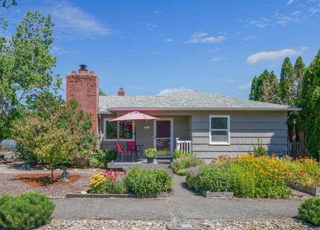 Property at 1085 Oxford St SE, Salem, OR 97302-0000, 2 beds, 2 baths