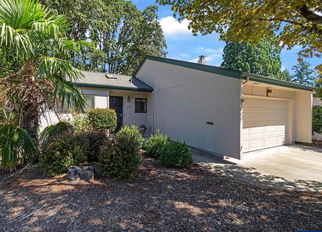 Property at 634 Salem Hts S, Salem, OR 97302, 3 beds, 2 baths