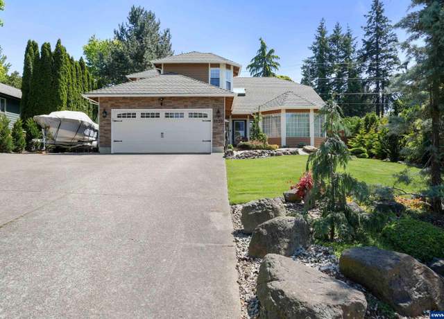 Property at 1820 Cloudburst Ave NW, Salem, OR 97304, 3 beds, 2.5 baths