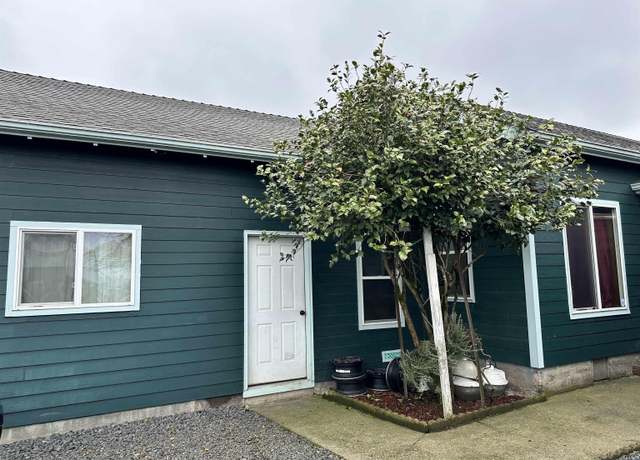 Property at 7318 Mt. Angel Hwy, Silverton, OR 97381, 4 beds, 1.5 baths