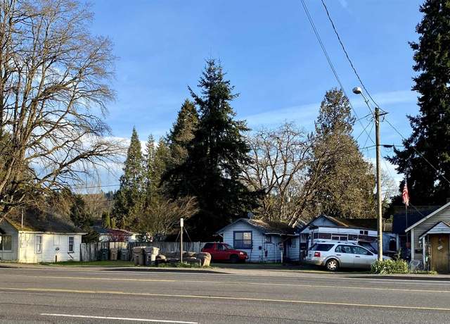 Property at 2223 Main (-2231) St, Sweet Home, OR 97386, 6 beds, 4 baths