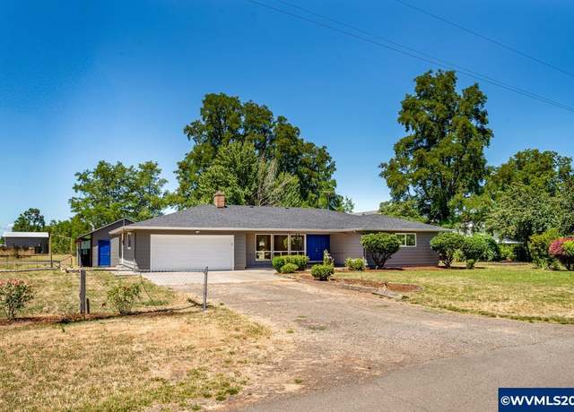 Property at 36162 S Railroad St, Crabtree, OR 97335, 3 beds, 2.5 baths