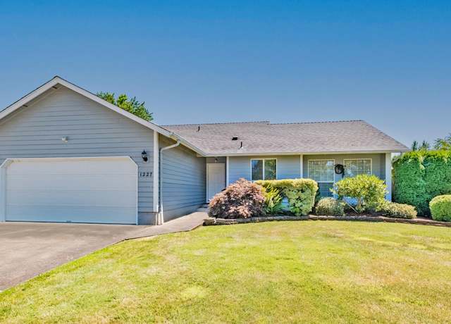 Property at 1227 Walker Rd, Lebanon, OR 97355, 3 beds, 2 baths