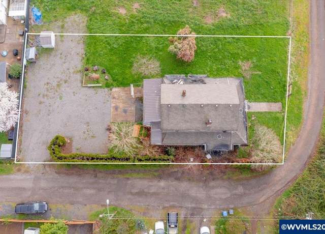 Property at 363 NE Birch St, Mill City, OR 97360
