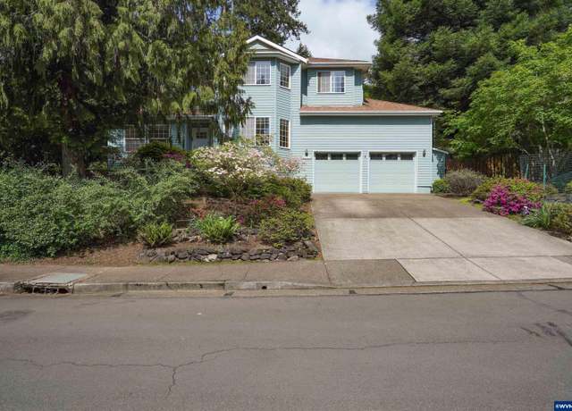 Property at 2072 NW Woodland Dr, Corvallis, OR 97330, 4 beds, 2.5 baths