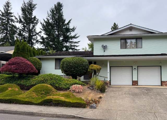 Property at 2432 SW Crestwood Pl, Dallas, OR 97338, 3 beds, 2.5 baths