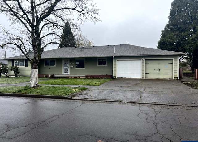 Property at 1480 S 4th St, Lebanon, OR 97355, 4 beds, 2 baths
