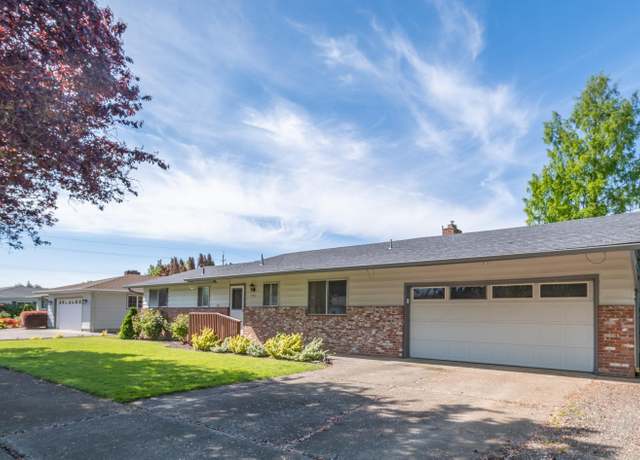 Property at 835 W Rose St, Lebanon, OR 97355, 3 beds, 1 bath