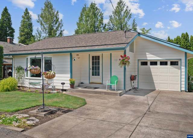 Property at 1010 Well St, Silverton, OR 97381, 4 beds, 2 baths