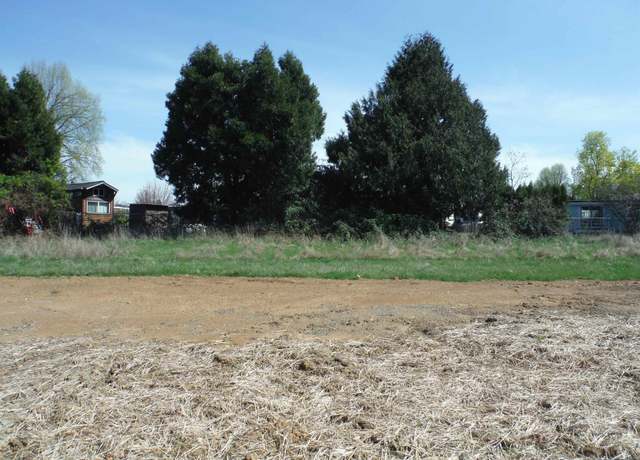 Property at NE Broadway St Lot 1, Sublimity, OR 97385