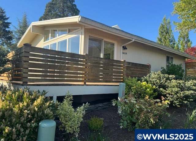 Property at 3419 Country Clb S, Salem, OR 97302, 3 beds, 2 baths