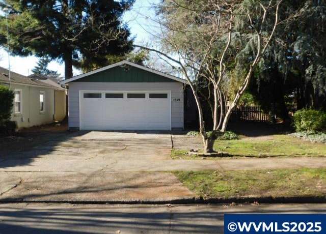 Property at 1959 Church St NE, Salem, OR 97301, 3 beds, 1 bath