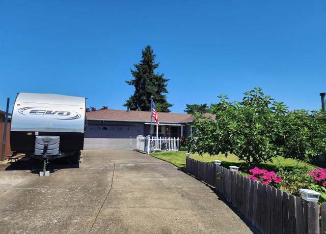 Property at 521 36th Ct SE, Albany, OR 97322, 3 beds, 1 bath