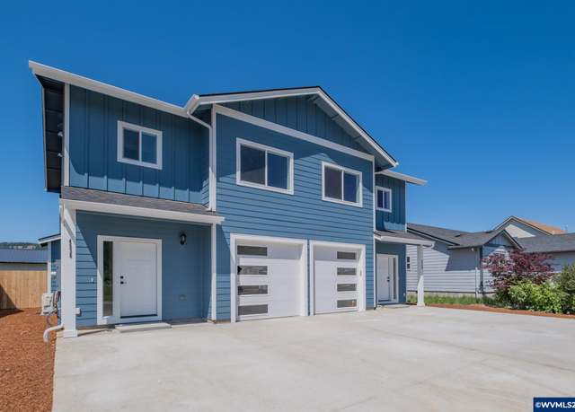 Property at 4538 Live Oak St, Sweet Home, OR 97386, 3 beds, 2.5 baths