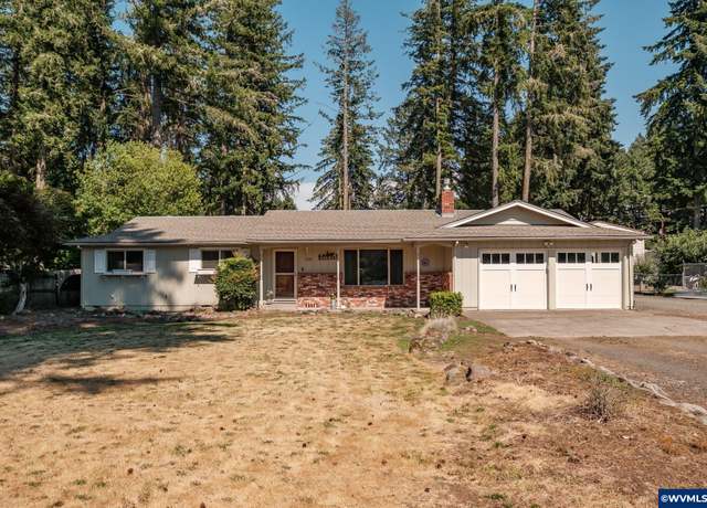 Property at 526 N Th St, Lyons, OR 97358, 3 beds, 1.5 baths