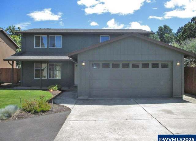 Property at 1344 Vista Ave, Salem, OR 97302, 3 beds, 2.5 baths