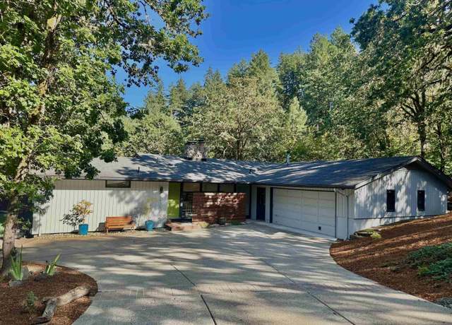 Property at 2525 NW Windsor Pl, Corvallis, OR 97330, 4 beds, 3 baths