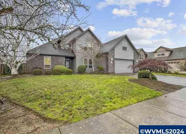 Property at 1630 Onyx St NW, Salem, OR 97304, 4 beds, 3 baths