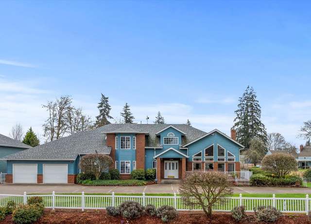 Property at 2100 Park Dr, Lebanon, OR 97355, 5 beds, 4 baths