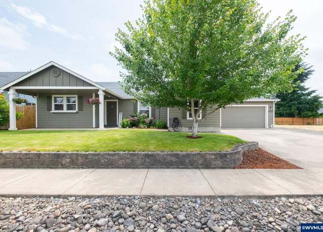 Property at 1528 Oriole St, Stayton, OR 97383, 3 beds, 2 baths
