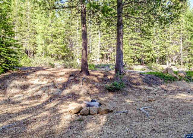 Property at 26 Aspens Highland Ct, Crescent Lake, OR 97733